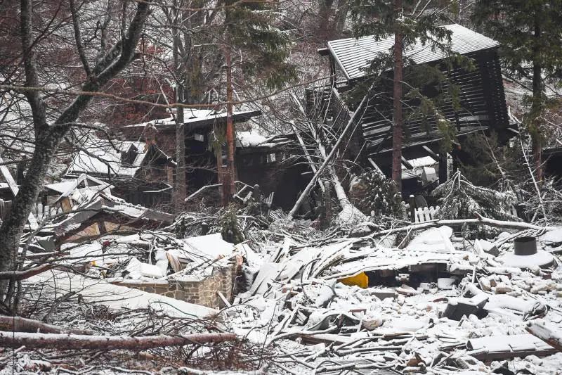Le 31 vittime di Galtür e i 29 straziati a Rigopiano