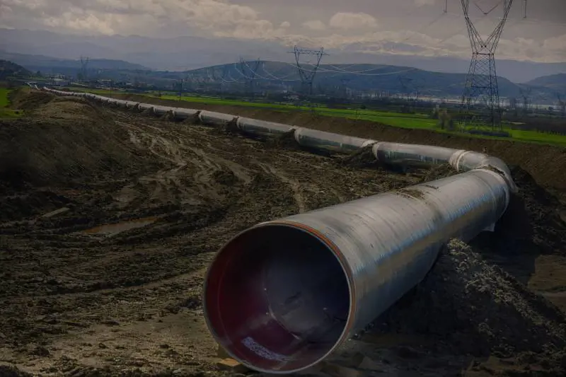 Il calo del prezzo del petrolio suggerisce recessione