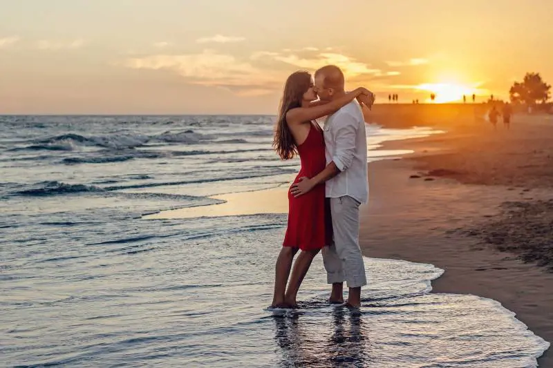 Giornata mondiale del bacio, perché baciarsi fa bene alla nostra salute