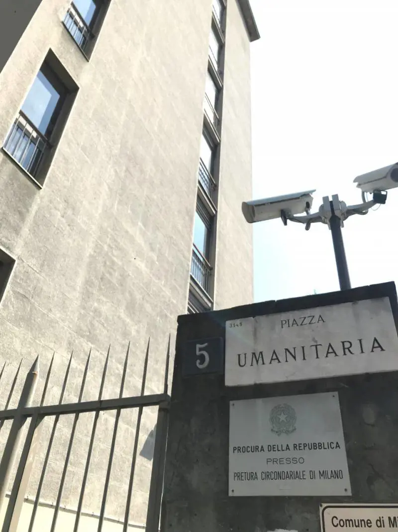 L'Umanitaria vende e sfratta dal palazzo la polizia giudiziaria