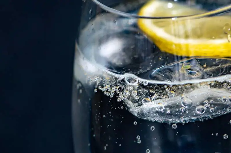 Non c'è più anidride carbonica, stop alla produzione di bevande gassate: "Siamo disperati"