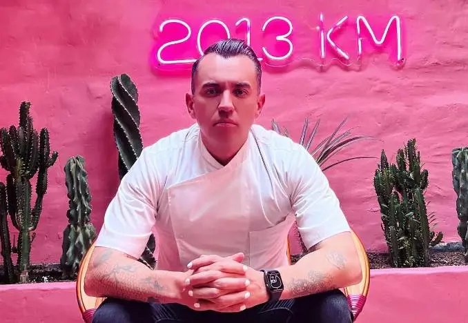 "Scrocconi internazionali". E lo chef rifiuta la cena gratis all'influencer