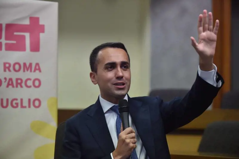 La stoccata di Di Maio a Conte: "Irresponsabile il Papeete bis"