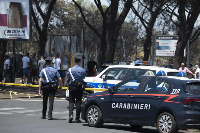 Incendio Roma, protesta autodemolitori blocca il traffico