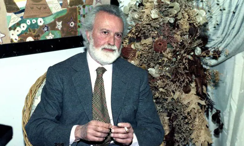 Inflessibile (con gli altri). Il Fondatore tra profezie, opere, omissioni, voltafaccia e adulatori