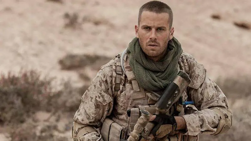 Armie Hammer dopo le accuse di violenza e cannibalismo: cosa fa oggi l'attore di Mine
