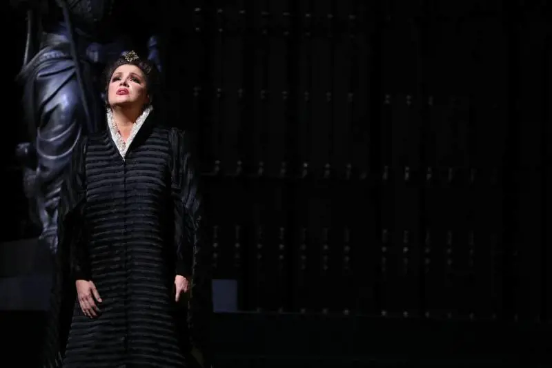 Netrebko guerriera spaziale per il "Nabucco" all’Arena