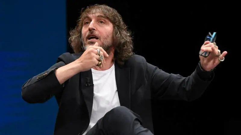 Cruciani travolge gli odiatori pro-Pal: "Siete dei pezzi di m..."