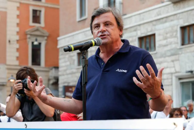 "Sei un cafone": quando tra la Carfagna e Calenda volavano coltelli