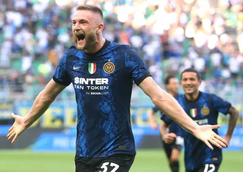 Plusvalenze "corrette". Ma l'Inter vede rosso e non chiude il mercato