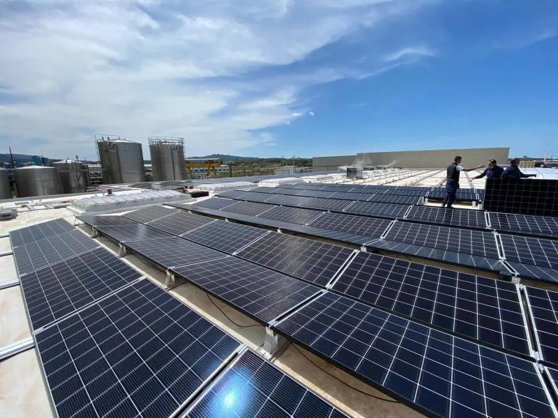 Treni, stazioni, edifici. Ecco il piano delle FS per un futuro più green
