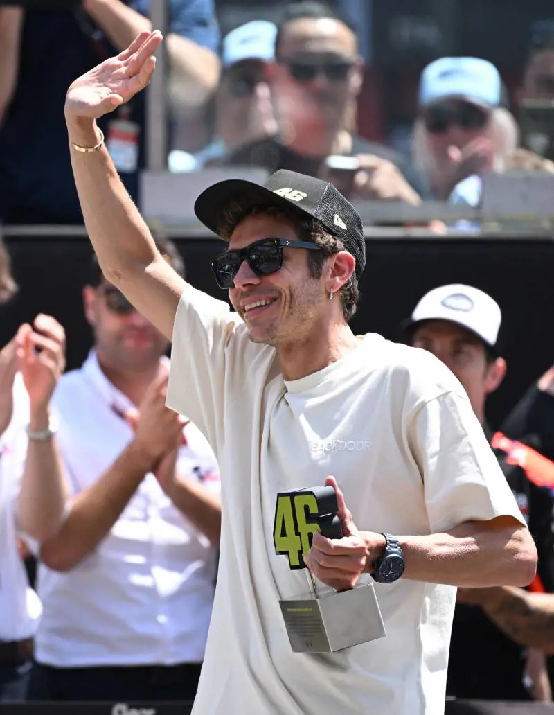 Valentino Rossi, un anno fa l'ultimo saluto alla MotoGP
