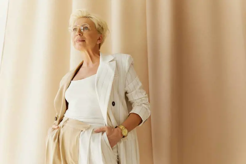 Over 60: look estivi per contrastare il caldo e l'afa
