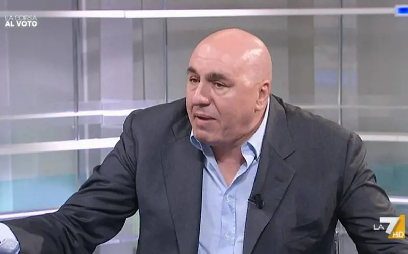 Crosetto stronca Repubblica: "Non ci stanno con la testa..."