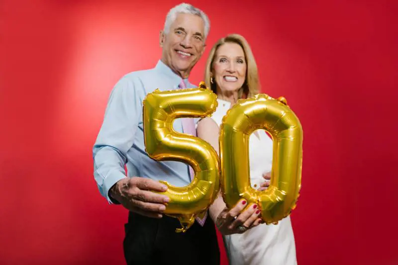 Natura, viaggi, simboli: come festeggiare 50 anni di matrimonio