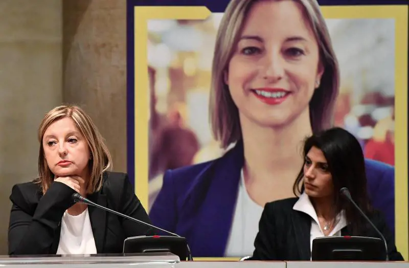 Alta tensione nei 5S. Volano stracci tra Raggi e Lombardi