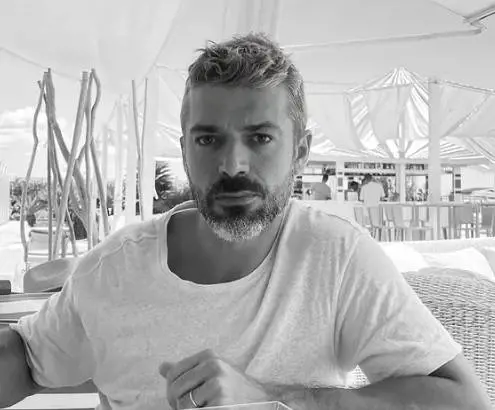 Luca Argentero litiga con i paparazzi: "Difendo i miei figli"