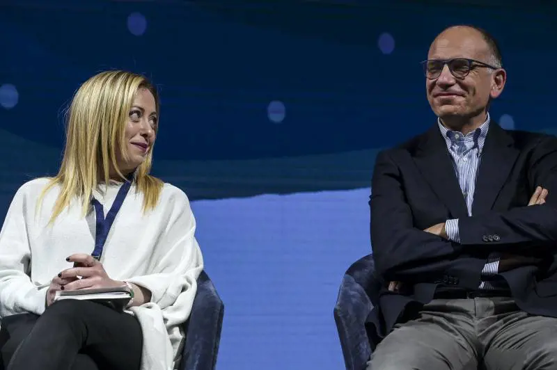 Letta fa mea culpa sulla Meloni: "Ho fatto una battuta infelice"