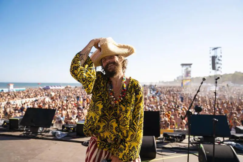 Il Tour di Jovanotti "atterra" a Bresso. In zona aeroporto vietati gli alcolici