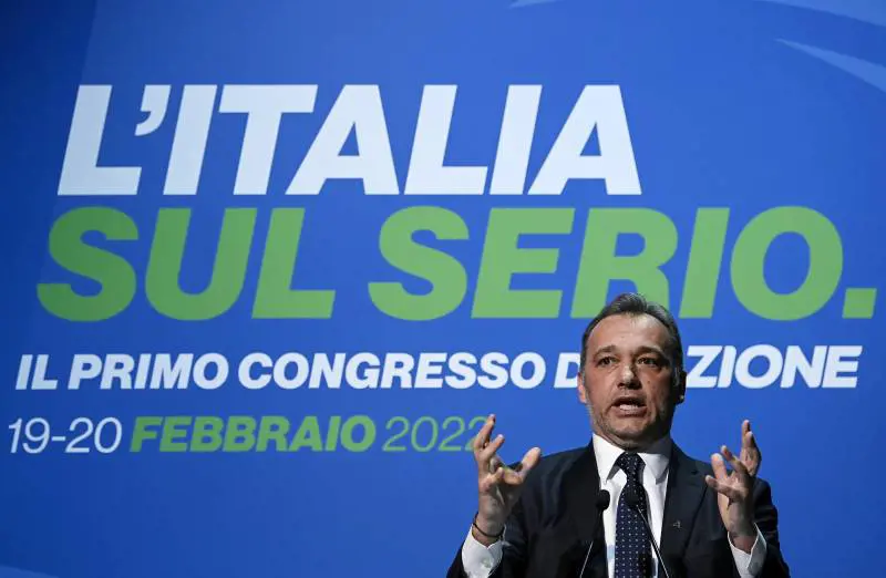 "Accusato di violenze ma è lui la vittima di stalking". Richetti nella bufera