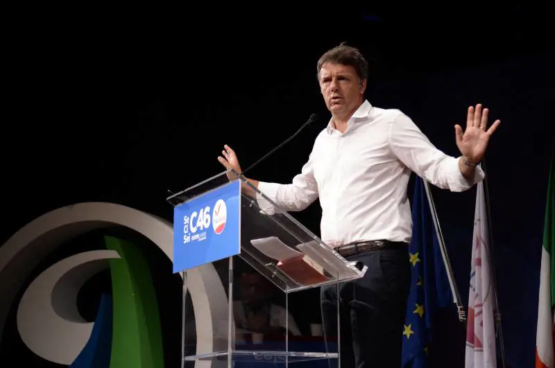 "Cristanti nel Pd? Temo quarantena al primo raffreddore". Renzi a gamba tesa su Letta