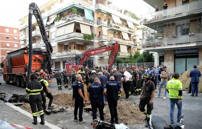 "Banda del buco? Passavamo per caso". Già liberi i fermati (tutti con precedenti)