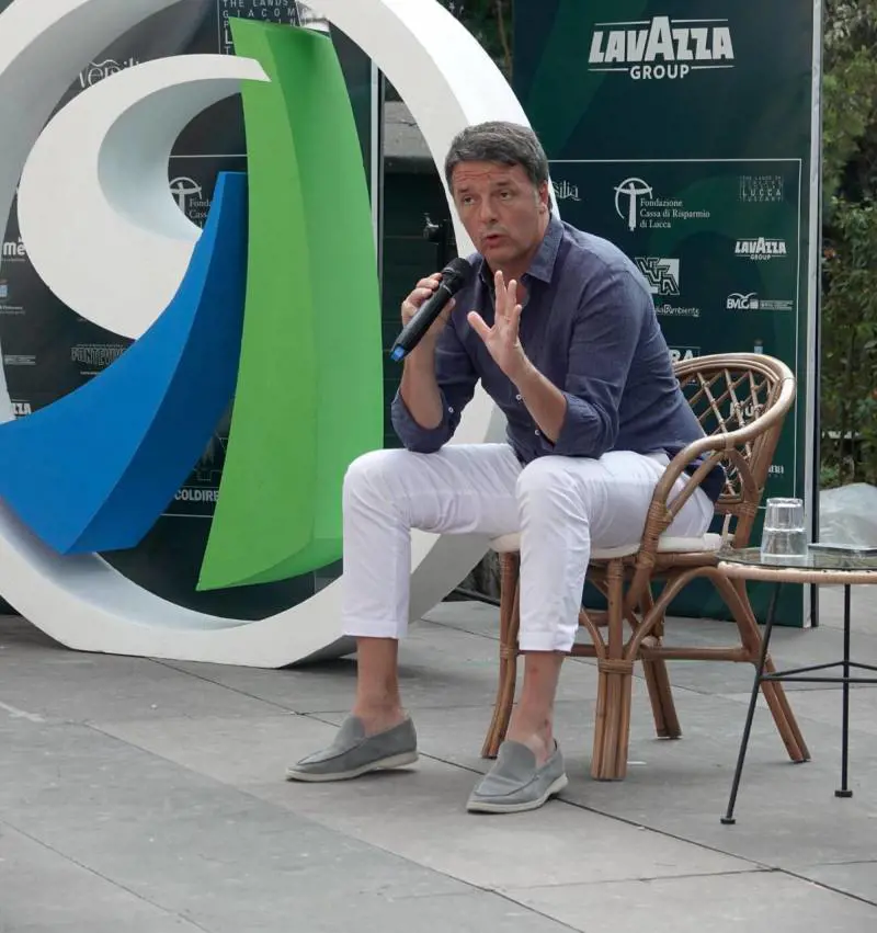 "Imprenditori evasori? No, sono eroi". Renzi contro il luogo comune della sinistra