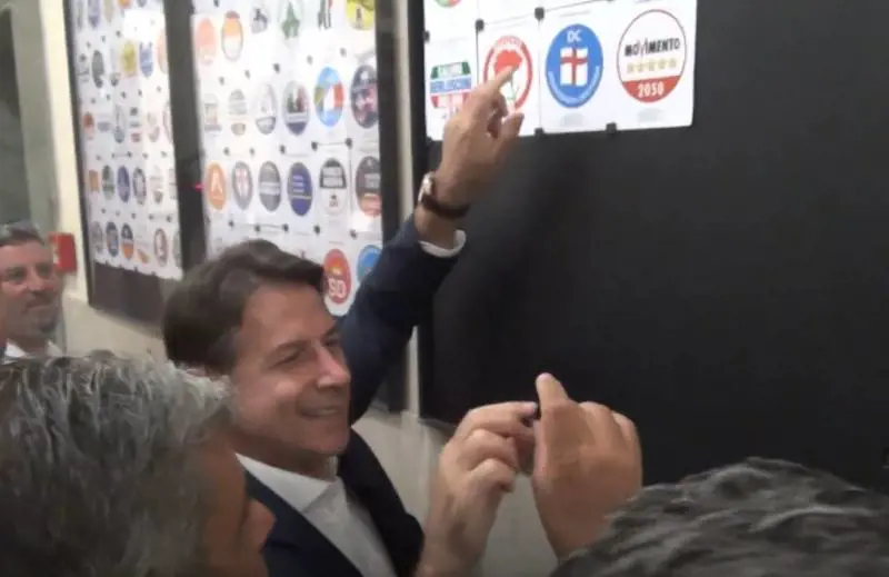 Conte inciucia già coi dem. E poi fa subito dietrofront
