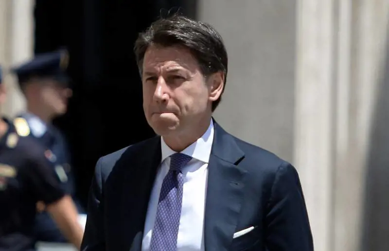 Conte e i 15 fedelissimi: il listino calato dall'alto non piace ai 5 Stelle