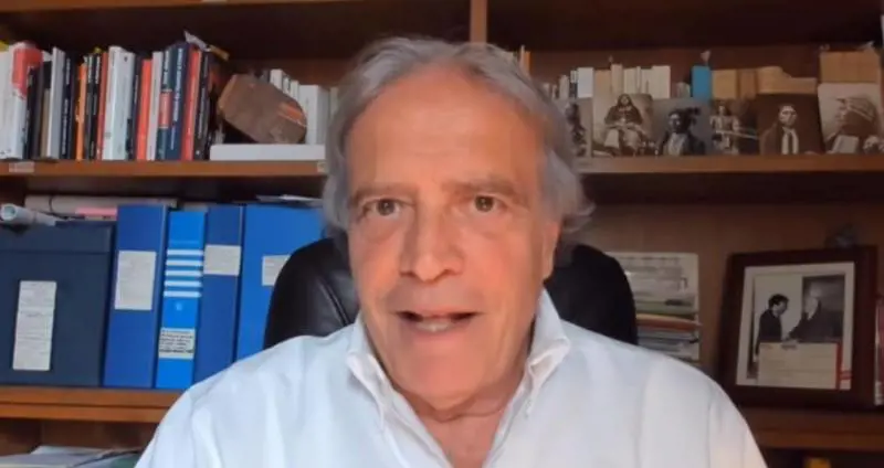 L'indiscrezione su Enrico Montesano: "Nel cast di Ballando con le stelle"
