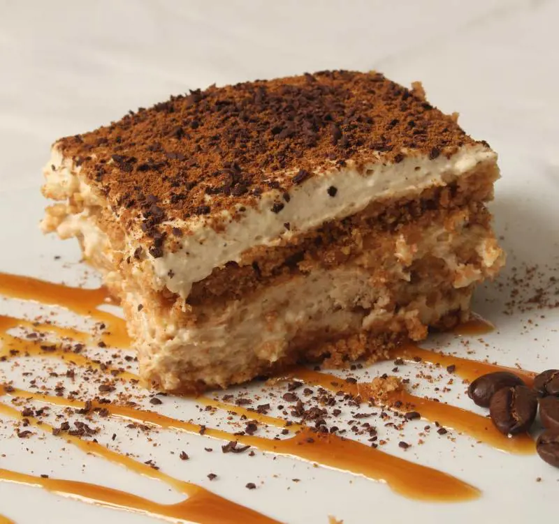 Ritirati tutti i lotti di tiramisù e mousse vegane: l’allerta del ministero