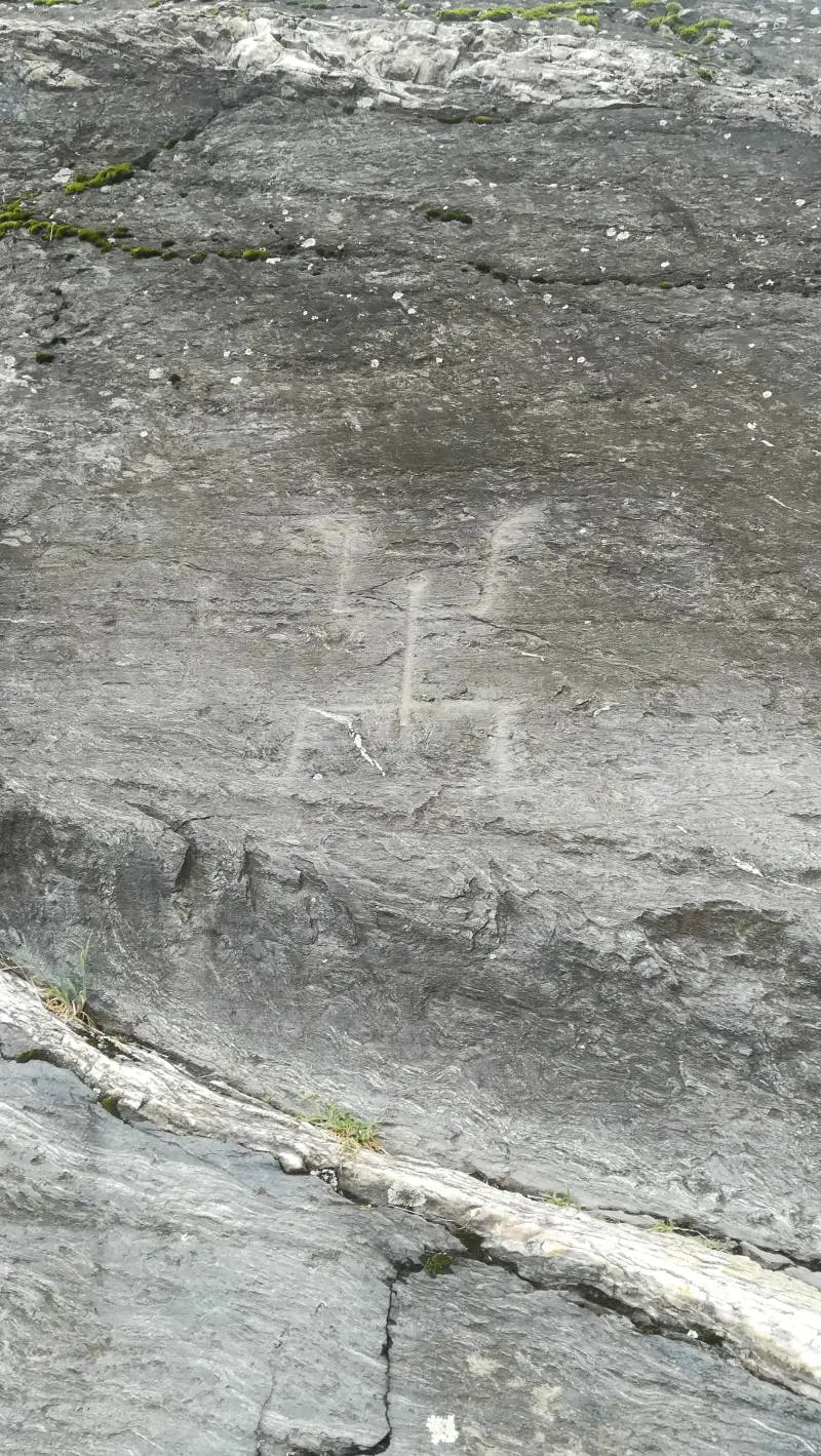 Una Valtellina inedita, quella delle incisioni rupestri