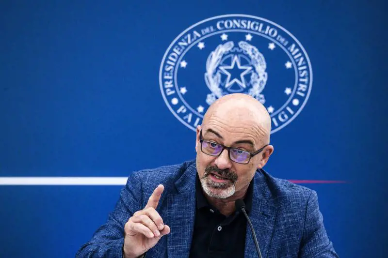 La Russia adesso ci minaccia. "Italia, preparati a soffrire"
