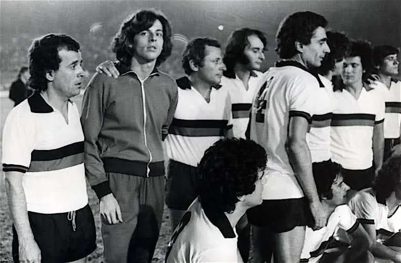 Entrata di Claudio Baglioni alla Nazionale Cantanti