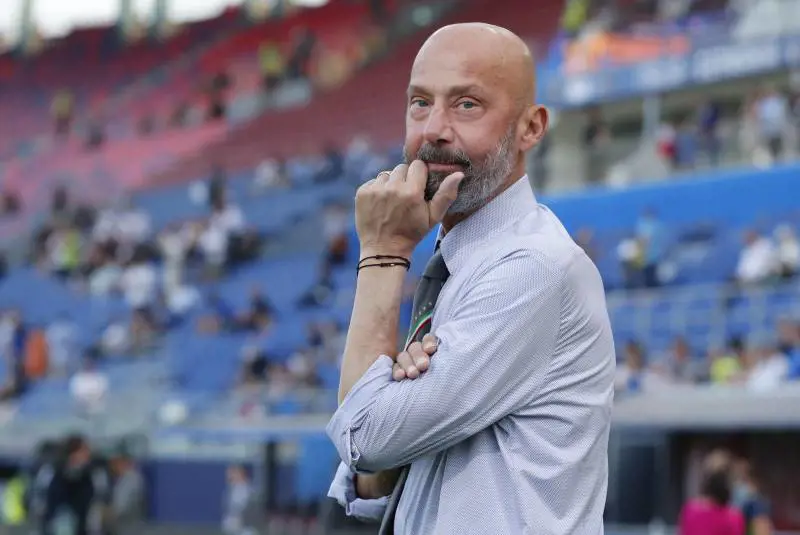 Vialli, una pausa dall'Italia contro l'ospite "indesiderato"