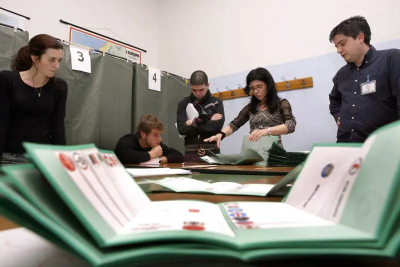 Quei 9 collegi in bilico al Sud e la variabile del reddito grillino