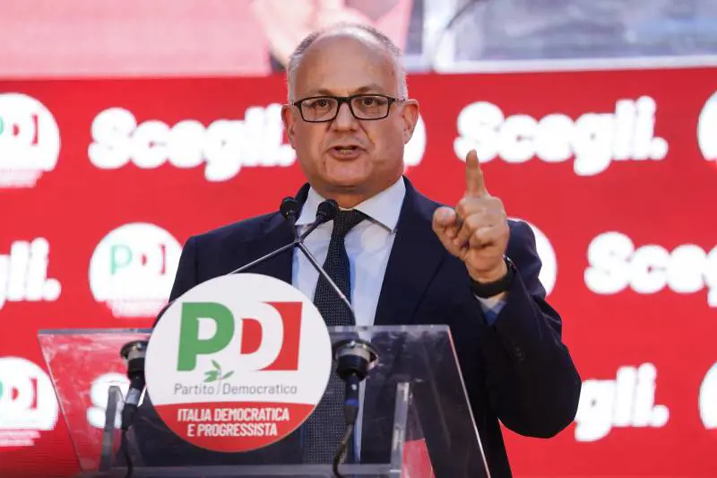 Dopo rave e ong, la sinistra sposa gli abusivi. A Roma regala gas e luce a chi occupa le case