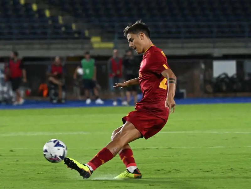 Dybala ferma la "mini-crisi" della Roma