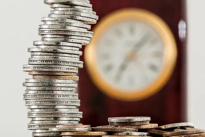Istat, più decessi che nascite: a che età andremo in pensione