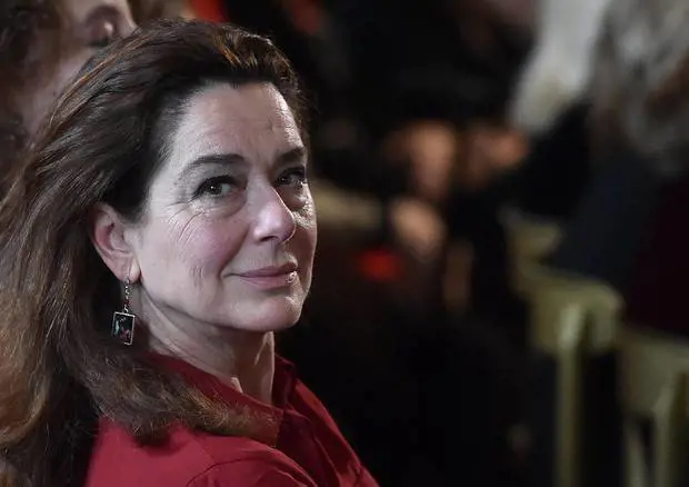 Monica Guerritore si unisce al coro vip anti-Meloni: "Incapace e irresponsabile"