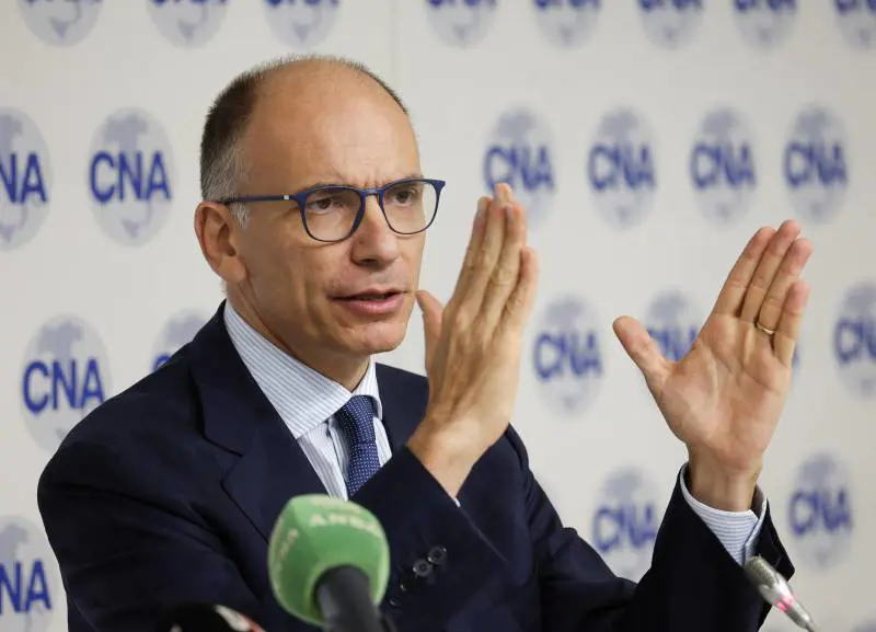 Letta choc contro la Meloni: "Vuole far implodere l'Europa"
