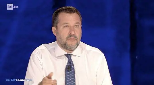 "I comunisti hanno preso soldi dalla Russia". Ora Salvini minaccia querele