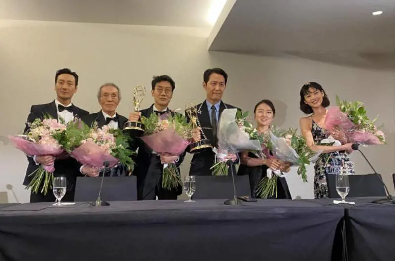 Agli Emmy Awards stravince "Squid Game" ma perde Netflix (la metà dei premi 2021)