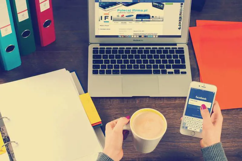 Cosa cela il ghosting, il parere della psicologa