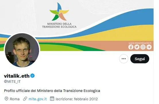 Hackerato il profilo Twitter di Cingolani: spunta la foto del programmatore russo