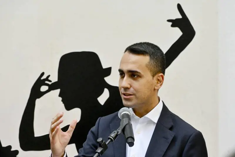 Il ministro del gossip