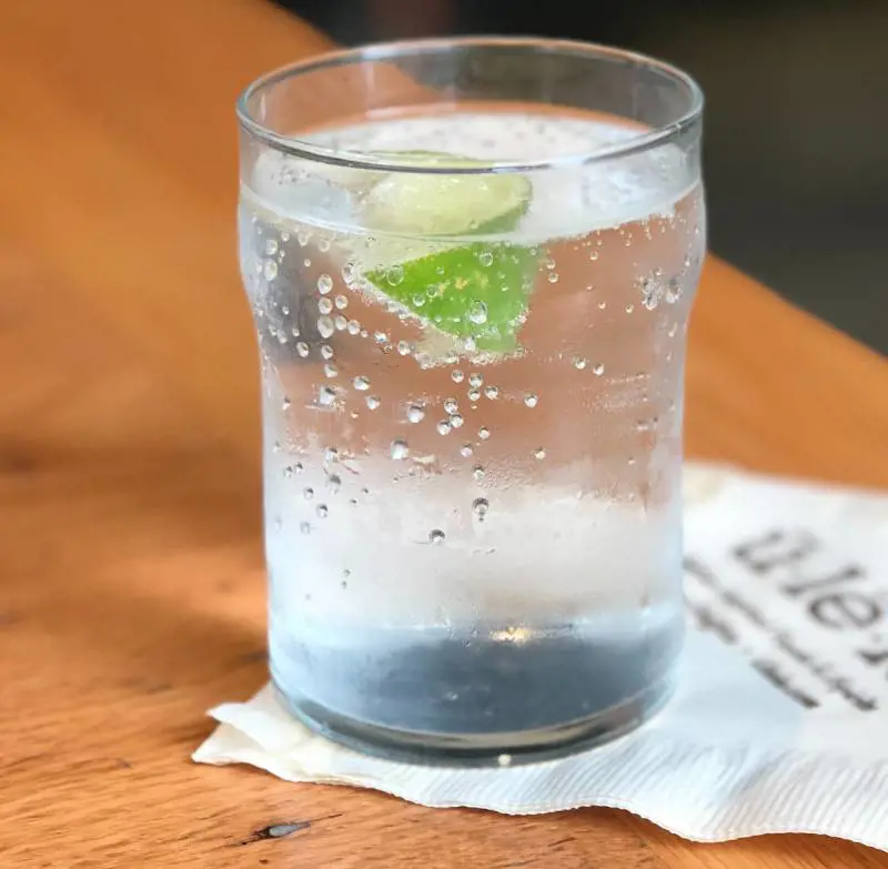Sanpellegrino ferma la produzione di acqua: manca l'anidride carbonica