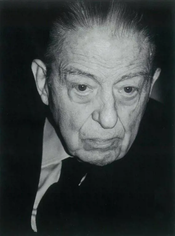 Enrico Cuccia nel 1985 (foto dell'Archivio storico Mediobanca "Vincenzo Maranghi")