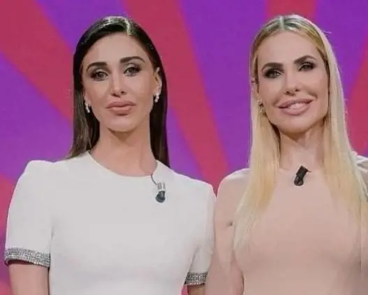 Le corna e la vaccheria: Belen e Ilary scatenate sui social