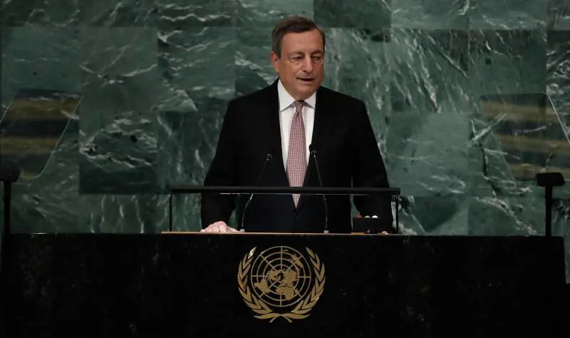 Draghi con Biden: Italia in campo, pronti a inviare nuove armi a Kiev